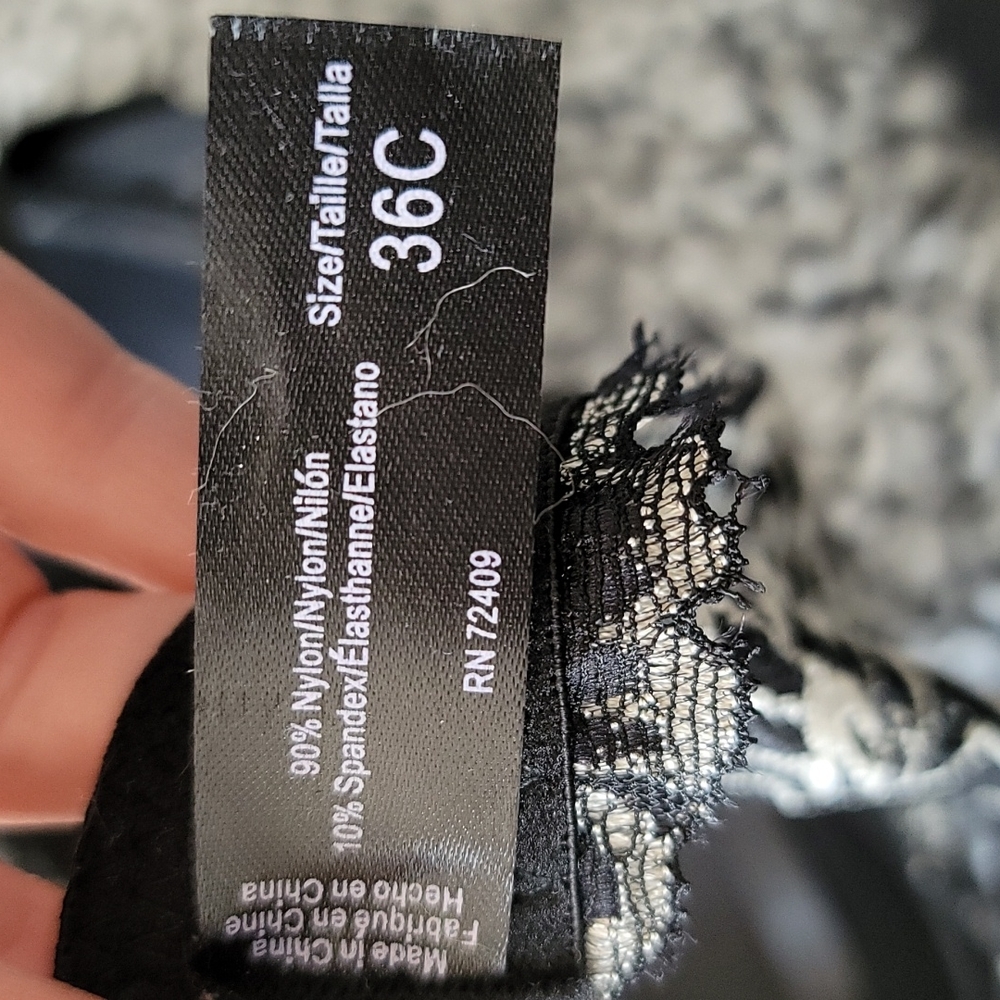NWT Rene Rofe lace bra - Picture 4 of 4